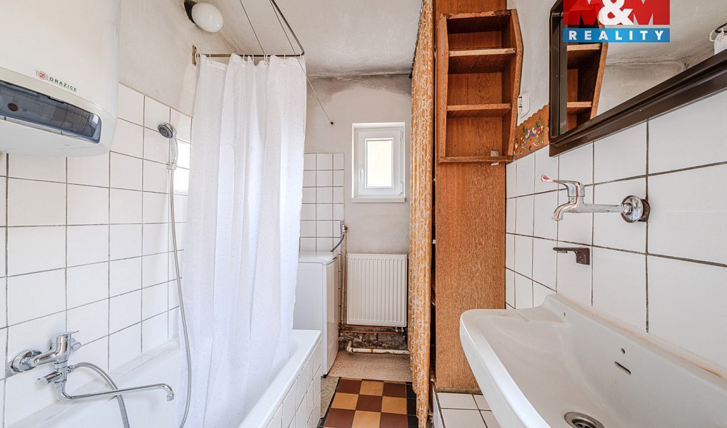 Prodej domu 159 m² s pozemkem 1 306 m², Červené Pečky – náhled fotky 16