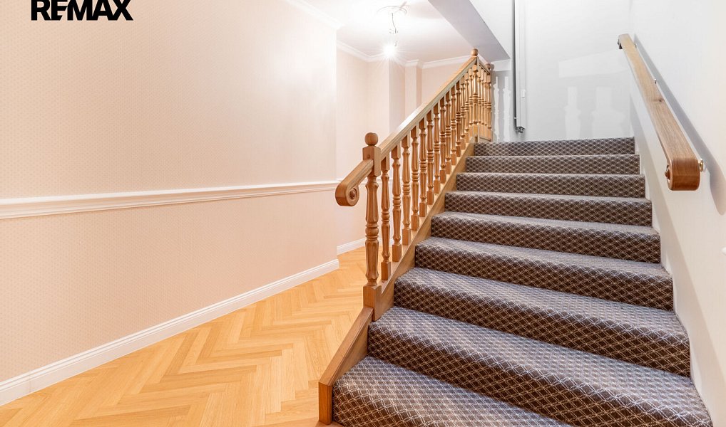 Prodej bytu 6+kk 537 m², Karlovy Vary – náhled fotky 6