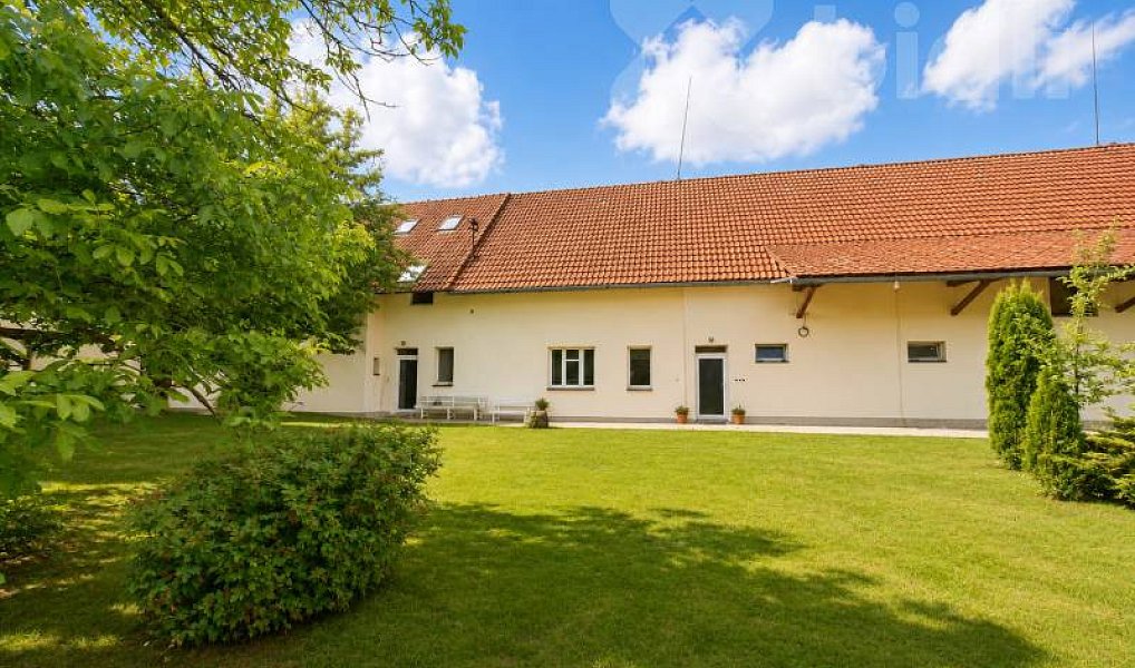 Prodej domu 785 m² s pozemkem 2 182 m², Librantice – náhled fotky 7