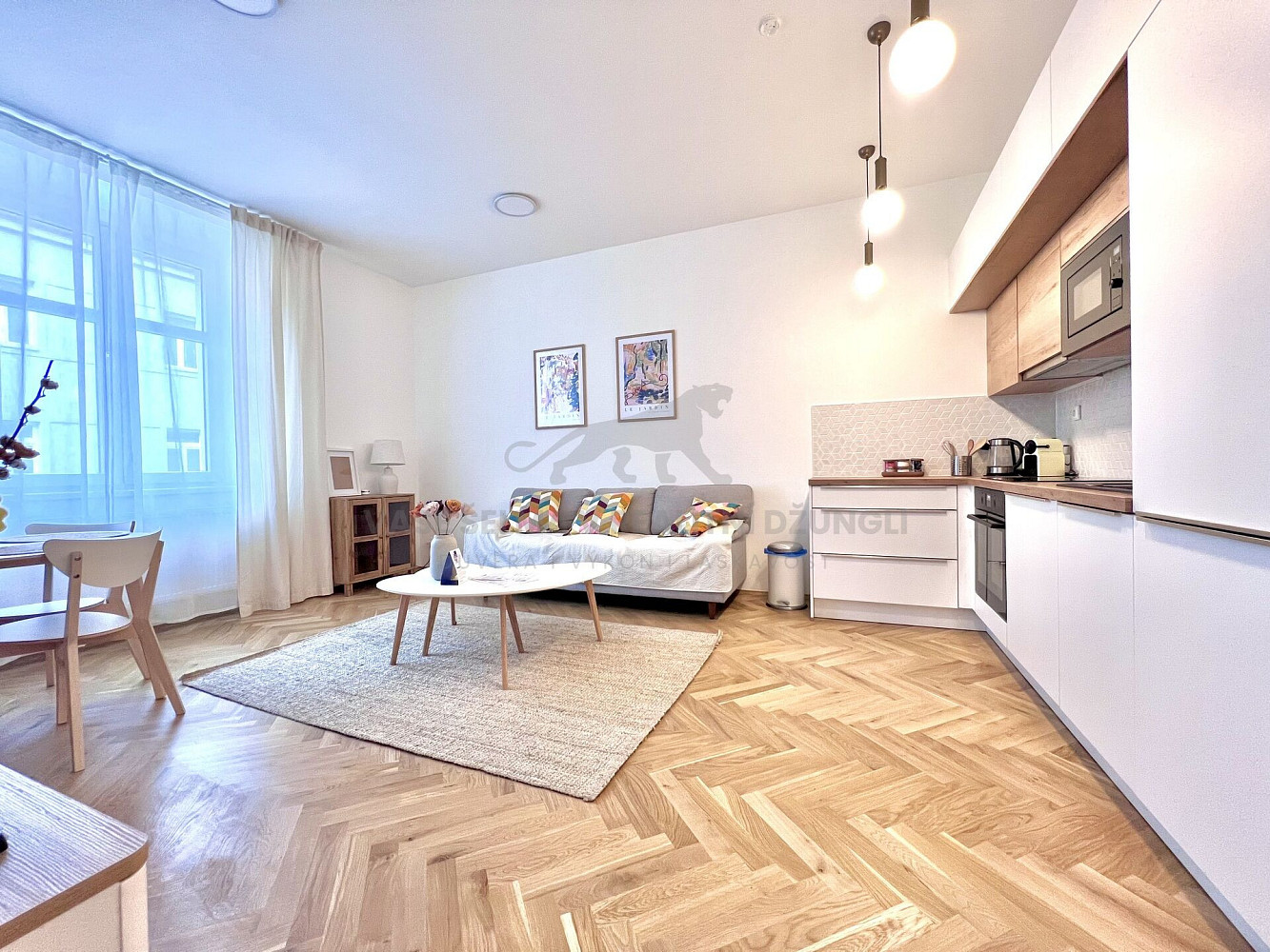 Pronájem bytu 3+kk 72 m² – fotografie 2