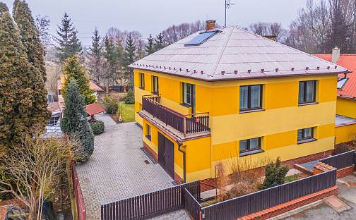 Prodej domu 206 m² s pozemkem 778 m², Opletalova, Hřebeč - Netřeby, okres Kladno