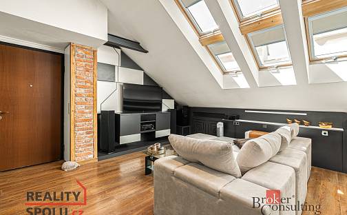 Prodej bytu 2+kk 80 m², Korunní, Praha 2 - Vinohrady