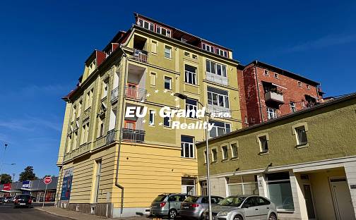 Pronájem bytu 2+1 65 m², Hálkova, Rumburk - Rumburk 1, okres Děčín