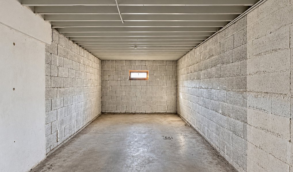 Pronájem garážového stání 20,5 m2, Plzeň Bory, Plzeň – náhled fotky 3
