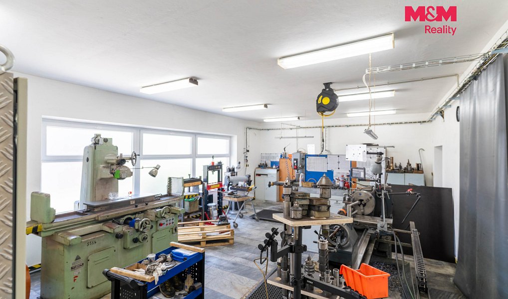 Prodej obchodních prostor 170 m², Roštín – náhled fotky 12