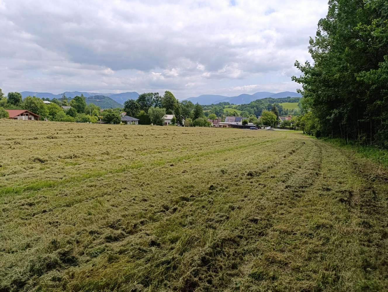 Stavební pozemek 1482 m² s výhledem na hory, Lichnov u Nového Jičína – pohled 2