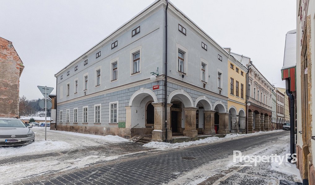 Prodej bytu 3+1 67 m², Hostinné – náhled fotky 9