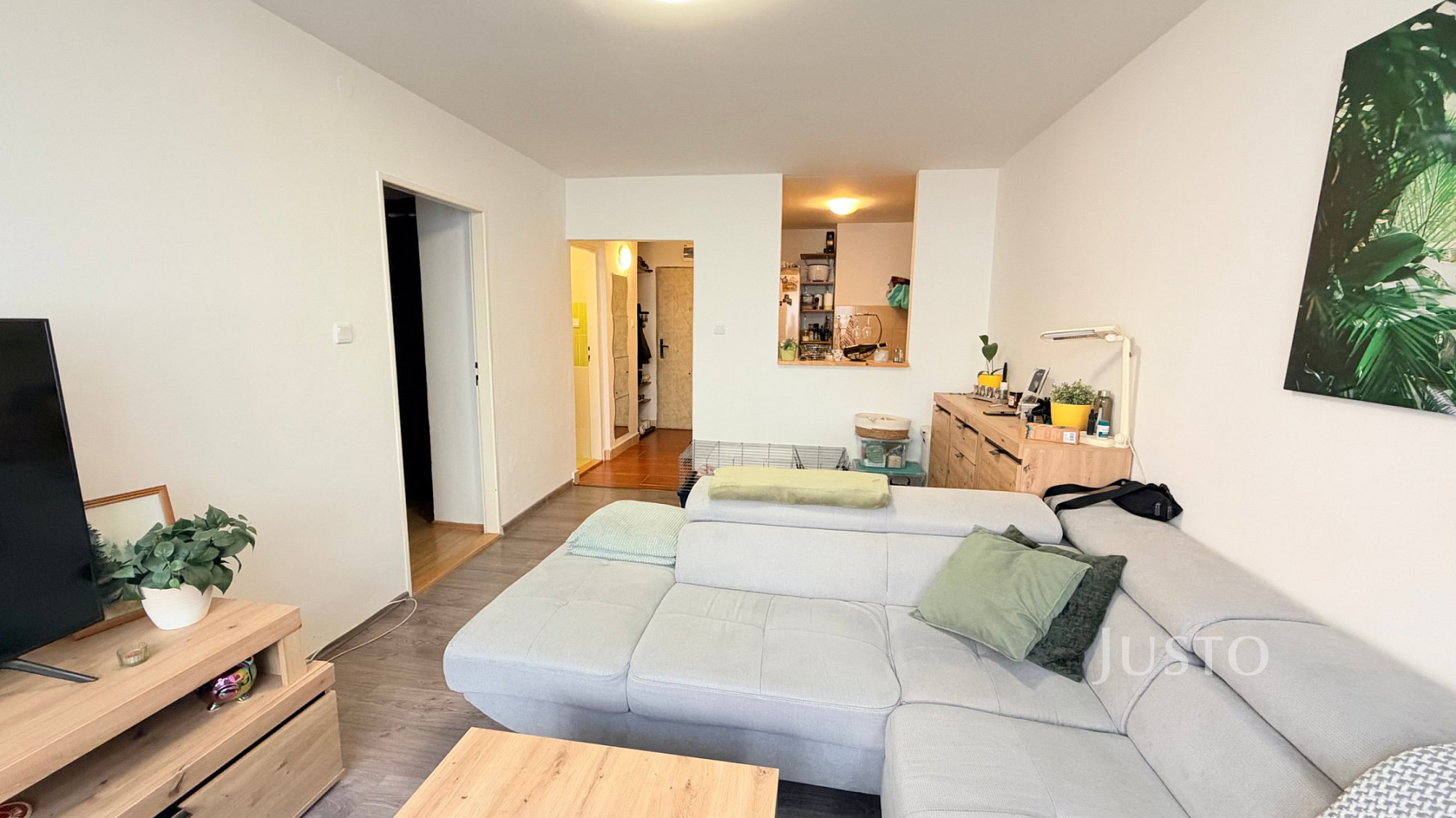 Pronájem bytu 2+kk 44 m² – fotografie 3