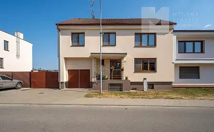 Prodej domu 230 m² s pozemkem 694 m², Mládežnická, Březí, okres Břeclav