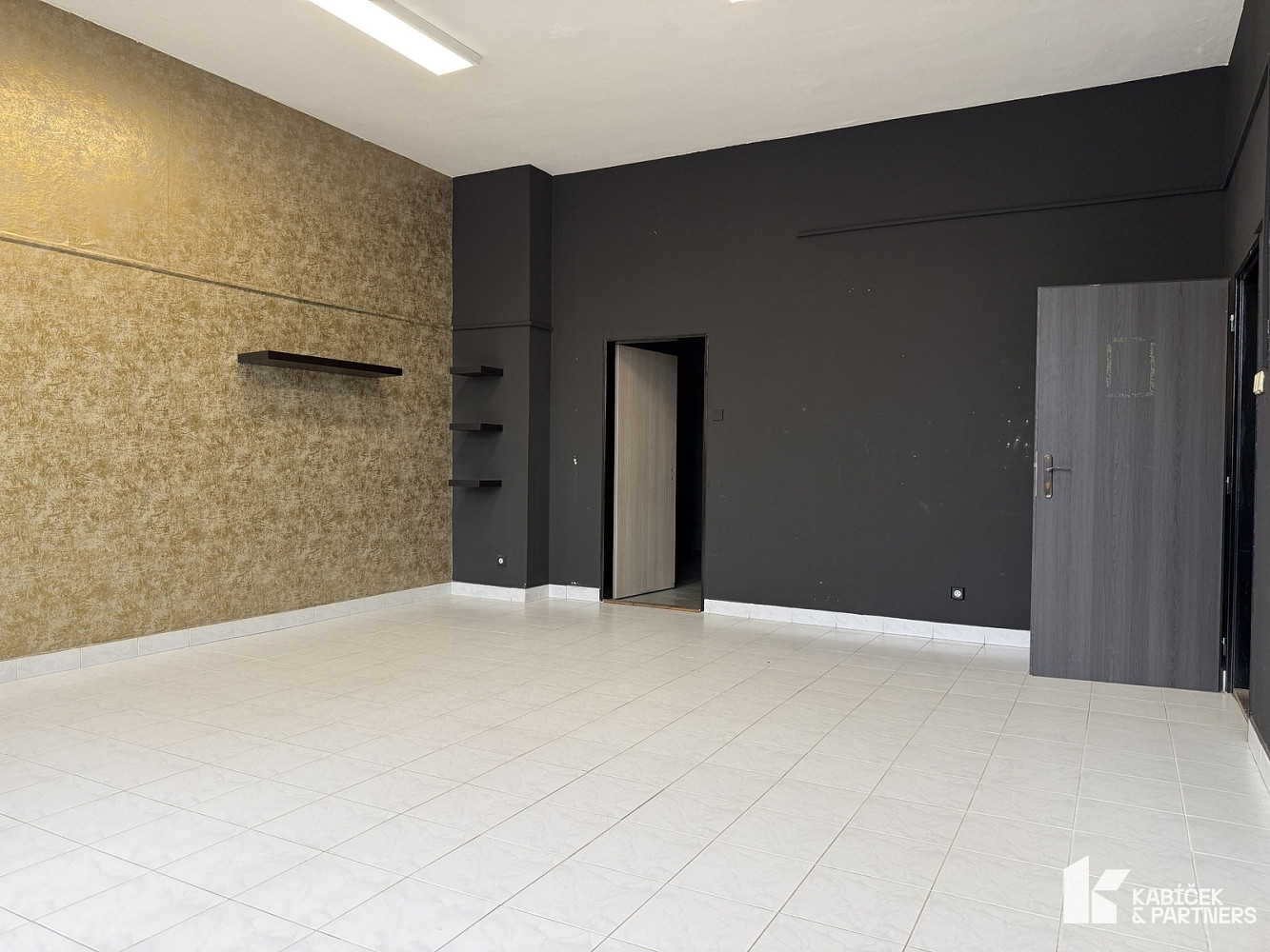 Pronájem obchodních prostor 45 m² – fotografie 5