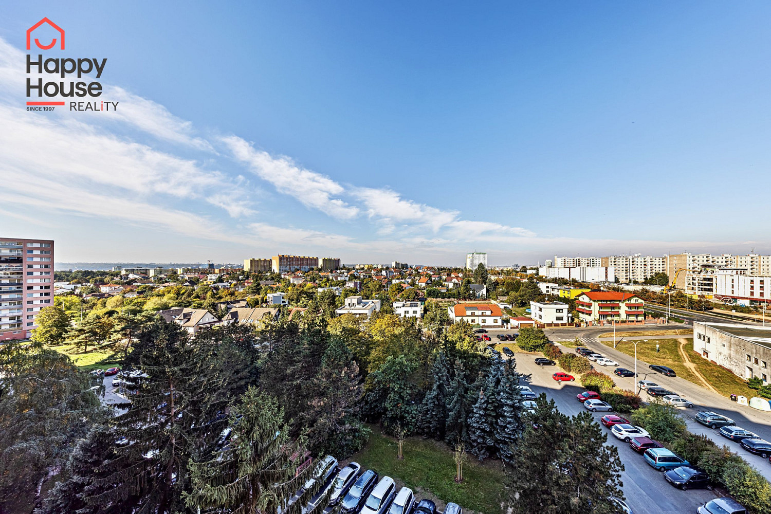 Pronájem bytu 2+kk 40 m² – fotografie 3