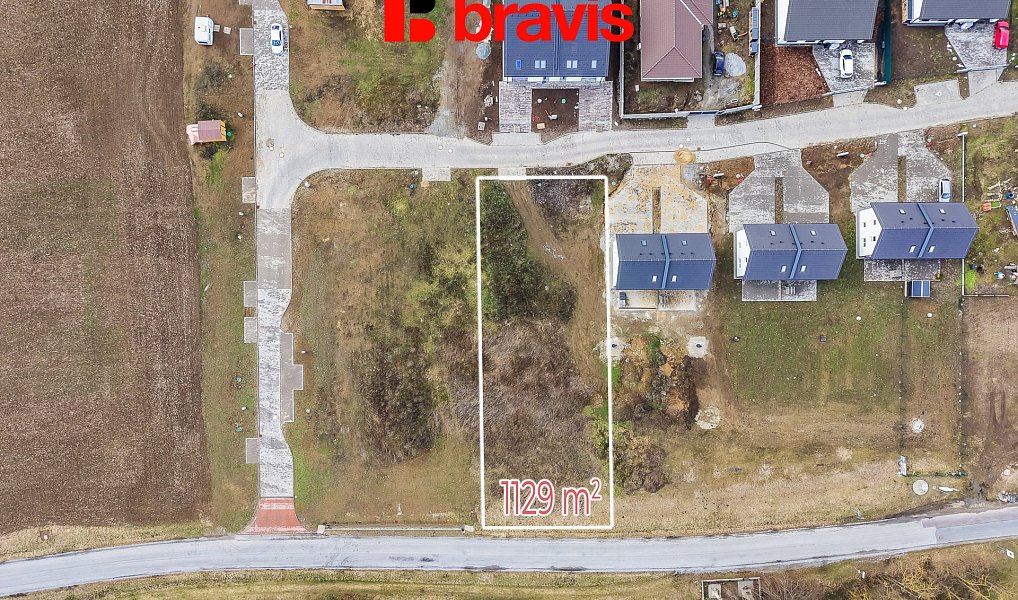 Prodej stavebního pozemku 1 129 m², Ivančice – fotka 1 z 10
