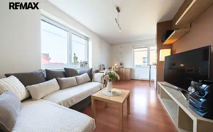 Prodej bytu 2+kk 44 m², U cukrovaru, Praha 9 - Vinoř