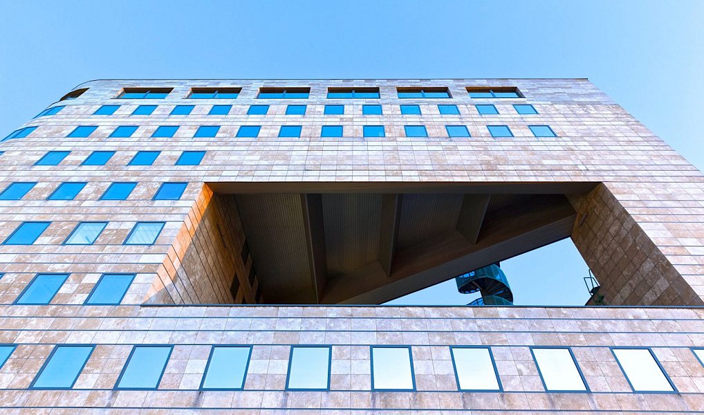 Pronájem kanceláře 70 m², Praha – fotka 1 z 10
