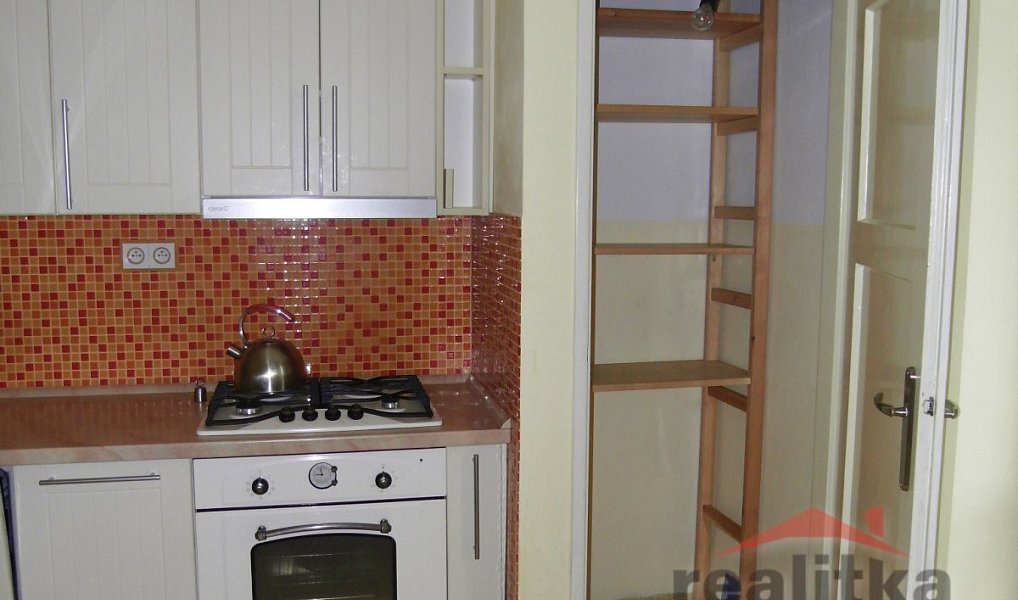 Pronájem bytu 2+1 80 m², Opava – náhled fotky 10