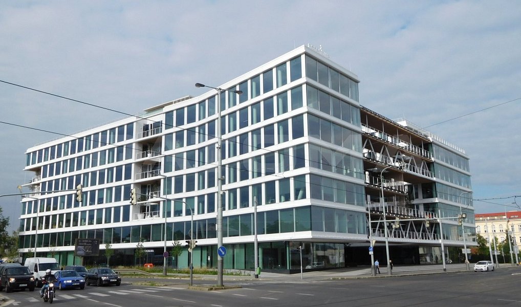 Pronájem kanceláře 658 m², Praha – fotka 1 z 7