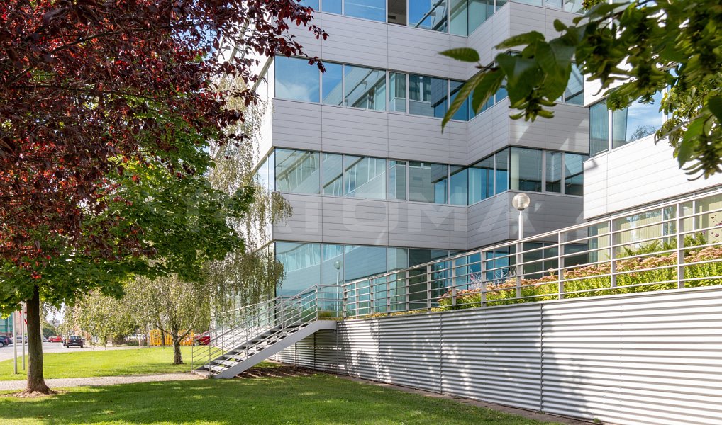 Pronájem obchodních prostor 291 m², Praha – náhled fotky 10