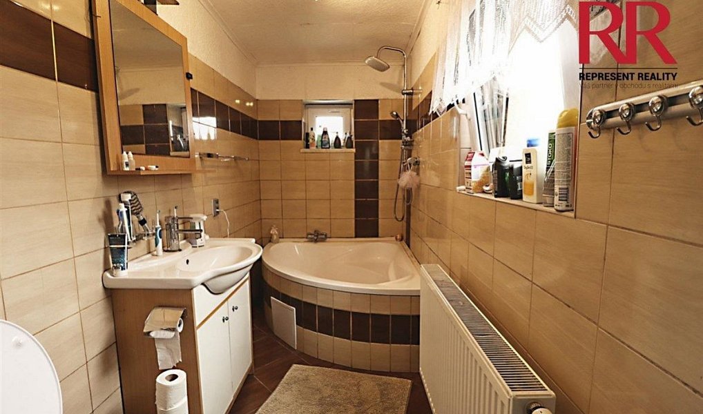 Prodej domu 210 m² s pozemkem 942 m², Chlumčany – náhled fotky 19