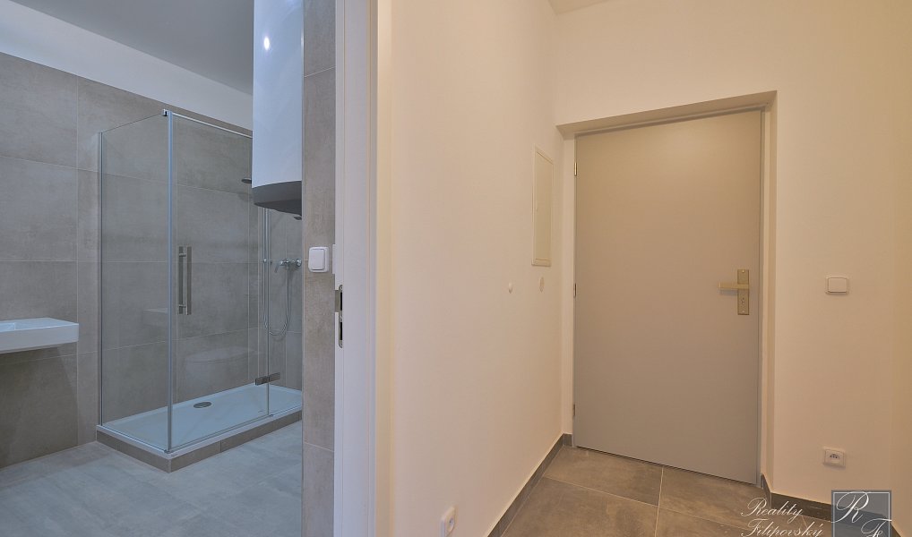 Prodej bytu 2+kk 40 m², Kraslice – náhled fotky 20