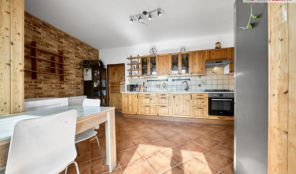 Prodej domu 160 m² s pozemkem 454 m², Stříbro – náhled fotky 8