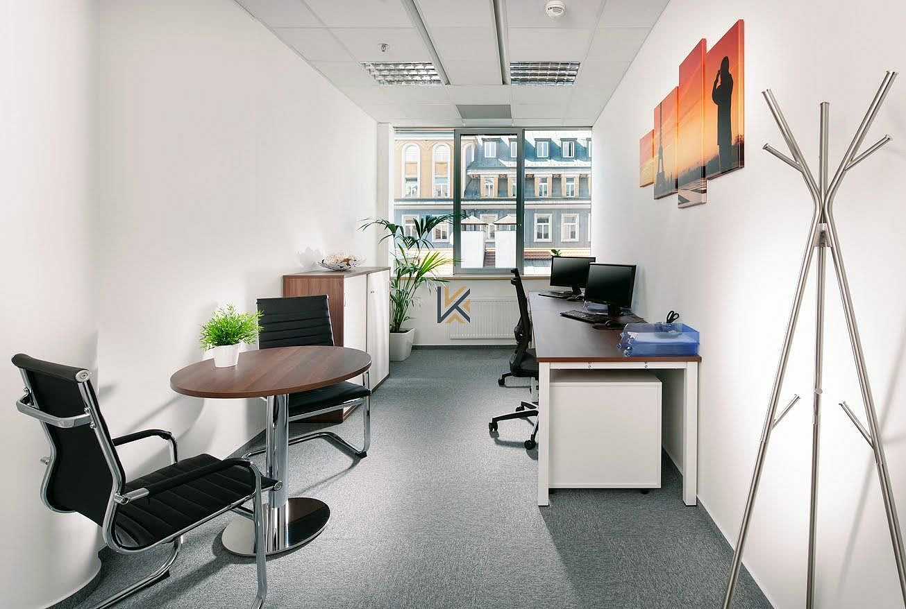 Pronájem kanceláře 13 m² — photo 3