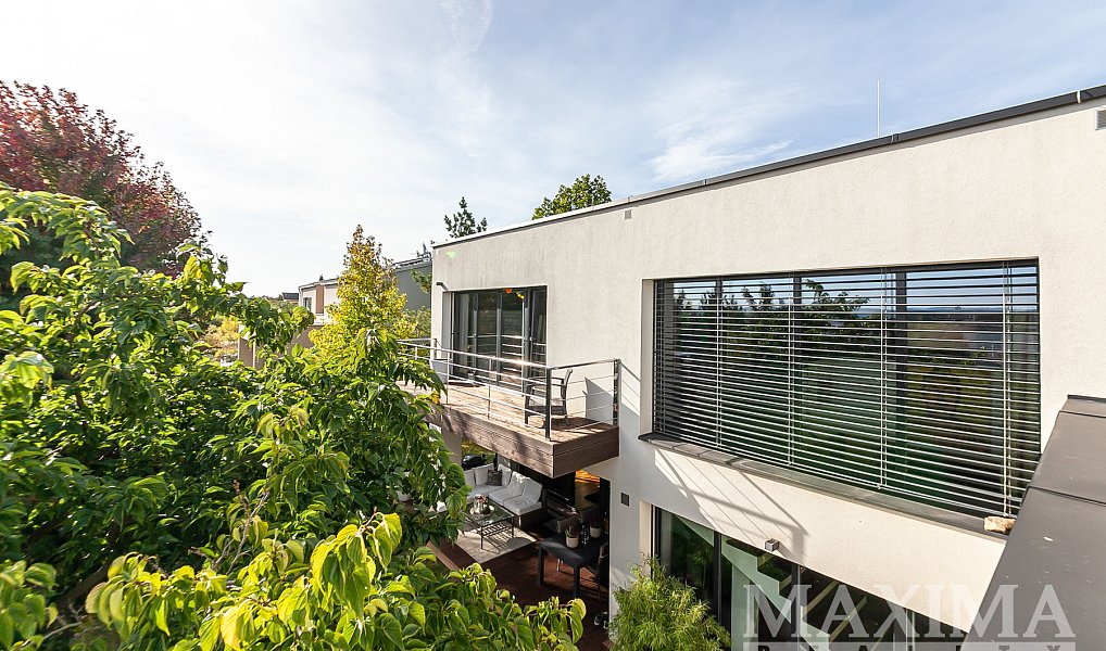 Prodej domu 411 m² s pozemkem 828 m², Praha – náhled fotky 4