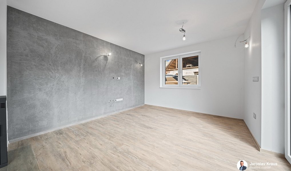Prodej domu 134 m² s pozemkem 148 m², Nová Paka – náhled fotky 18