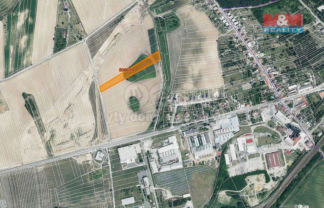 Prodej pole 1 065 m²