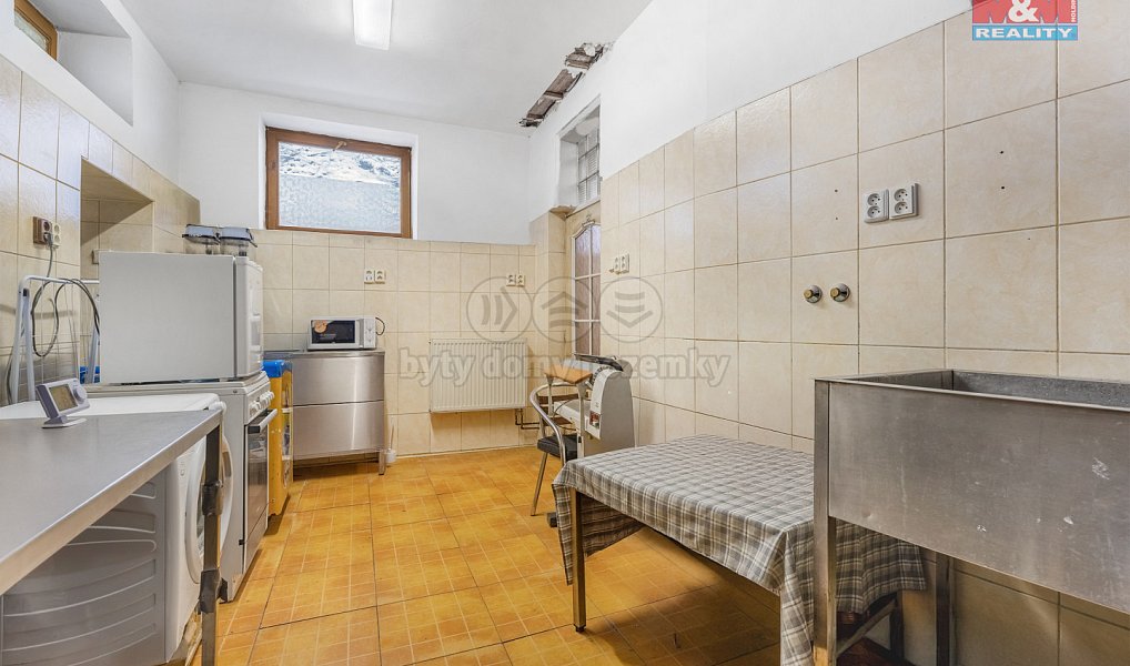Prodej ubytovacího objektu 140 m², Hřensko – náhled fotky 8