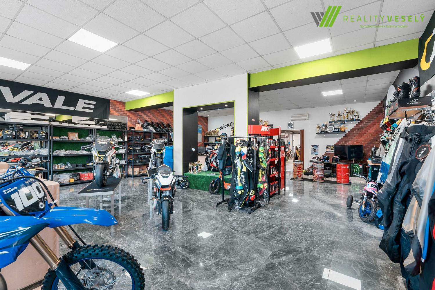 Prodej obchodních prostor 173 m² – fotografie 3