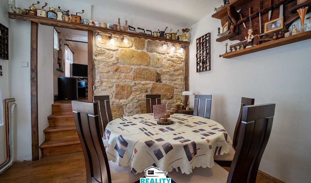 Prodej domu 386 m² s pozemkem 2 232 m², Kanina – náhled fotky 5