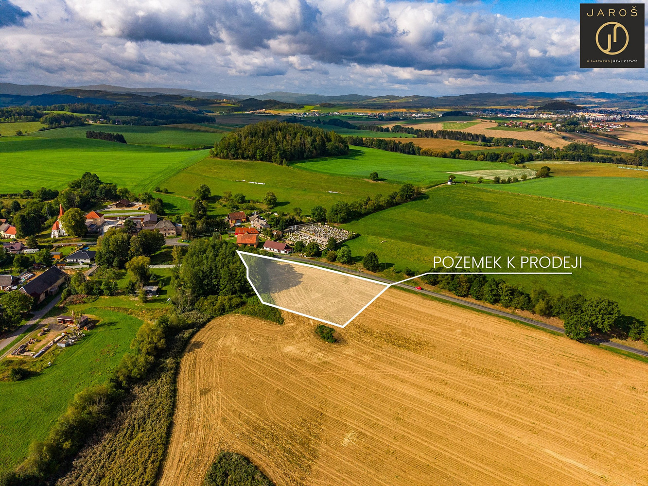Prodej stavebního pozemku 4 431 m²