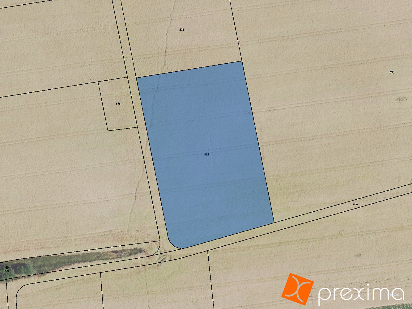 Prodej pole 1 360 m²