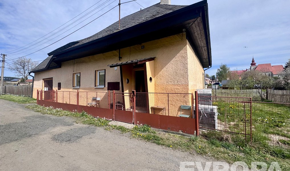 Prodej domu 105 m² s pozemkem 203 m², Poběžovice – náhled fotky 2