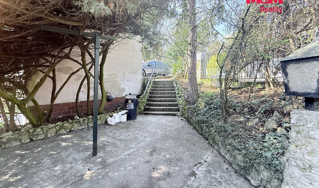 Prodej domu 336 m² s pozemkem 1 894 m², Praha – náhled fotky 22
