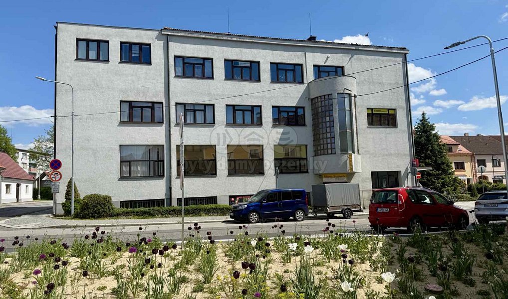 Pronájem kanceláře 120 m², Blatná – náhled fotky 11