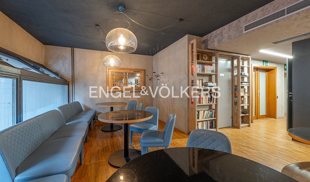 Pronájem komerčního objektu (jiného typu) 213 m², Praha – náhled fotky 7