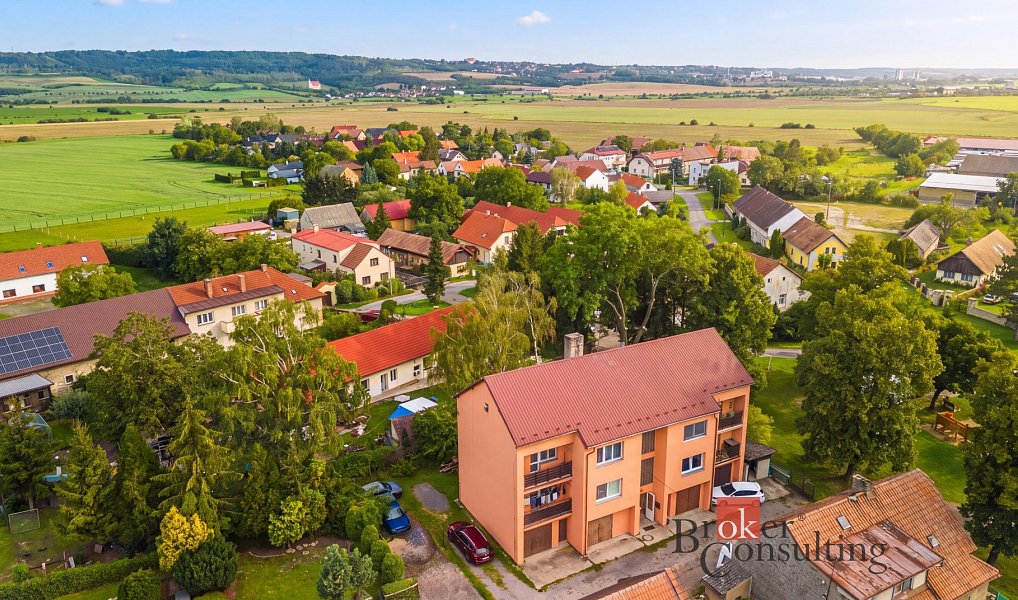 Prodej bytu 3+1 77 m², Dobrovice – náhled fotky 15