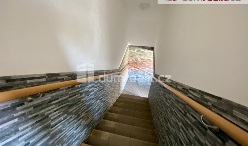 Prodej domu 360 m² s pozemkem 628 m², Velká Hleďsebe – náhled fotky 15