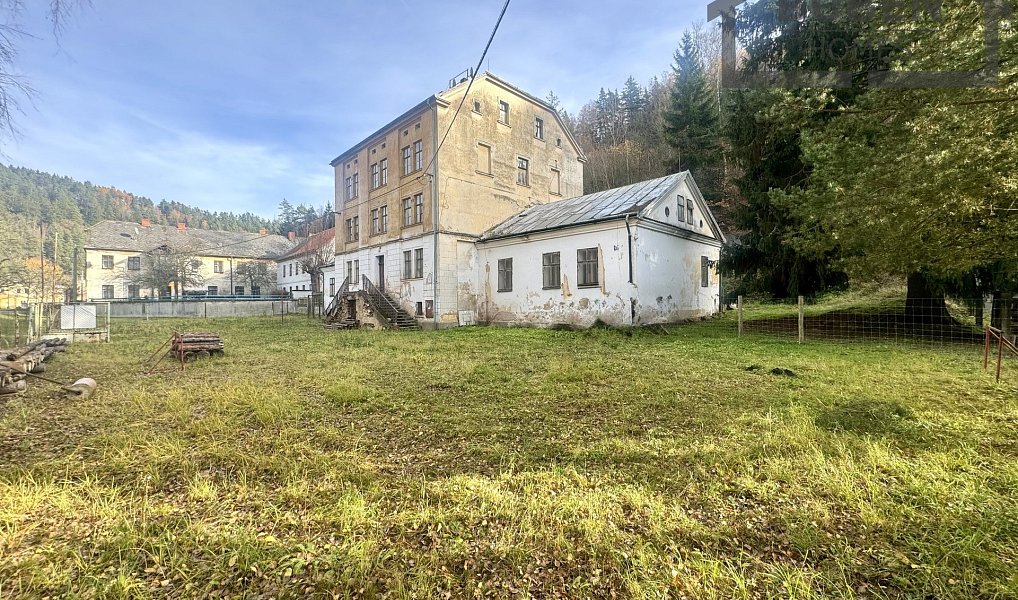 Prodej domu 1 220 m² s pozemkem 1 926 m², Planá – náhled fotky 57