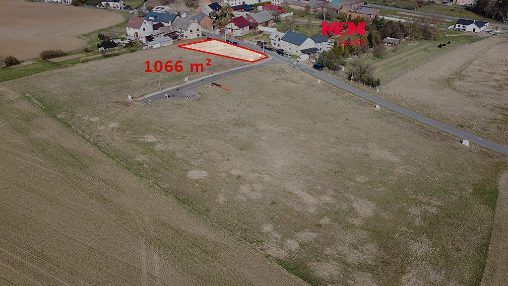 Prodej stavebního pozemku 1 066 m²