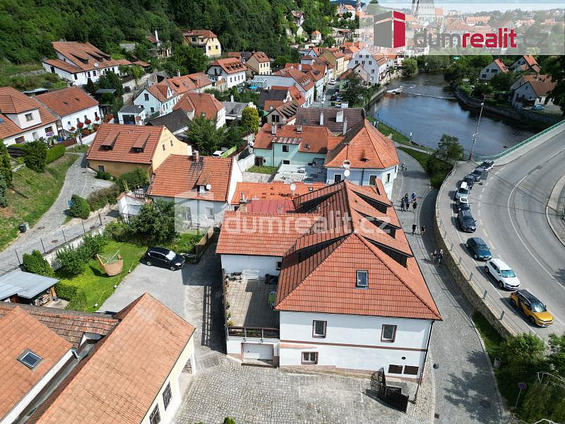 Prodej komerčního objektu (jiného typu) 930 m² – fotografie 3