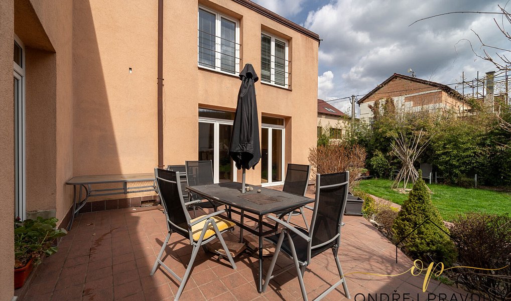 Prodej domu 265 m² s pozemkem 428 m², Lety – náhled fotky 11