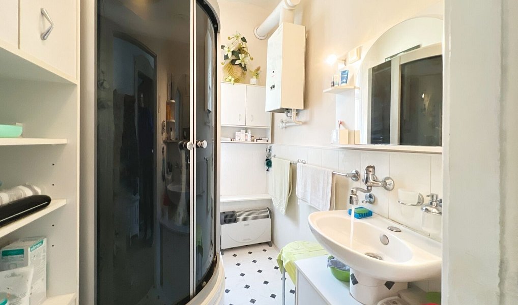 Prodej domu 190 m² s pozemkem 1 331 m², Jablonec nad Nisou – náhled fotky 36