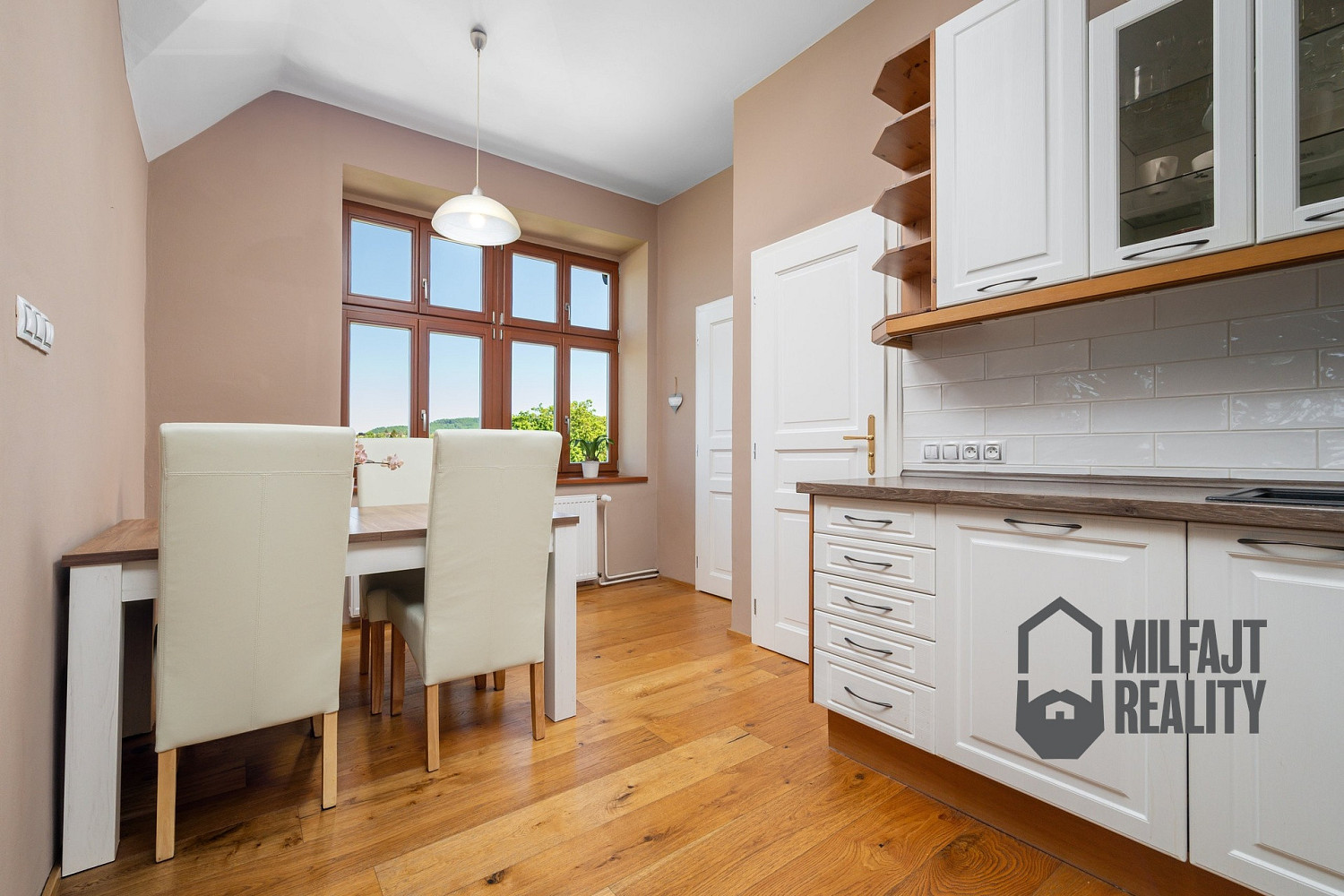 Pronájem bytu 3+1 127 m² - Więcej