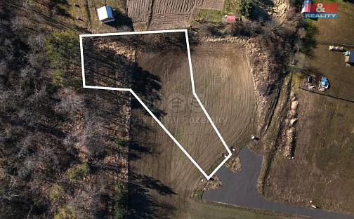 Prodej zahrady 1 187 m², Líšťany, okres Louny