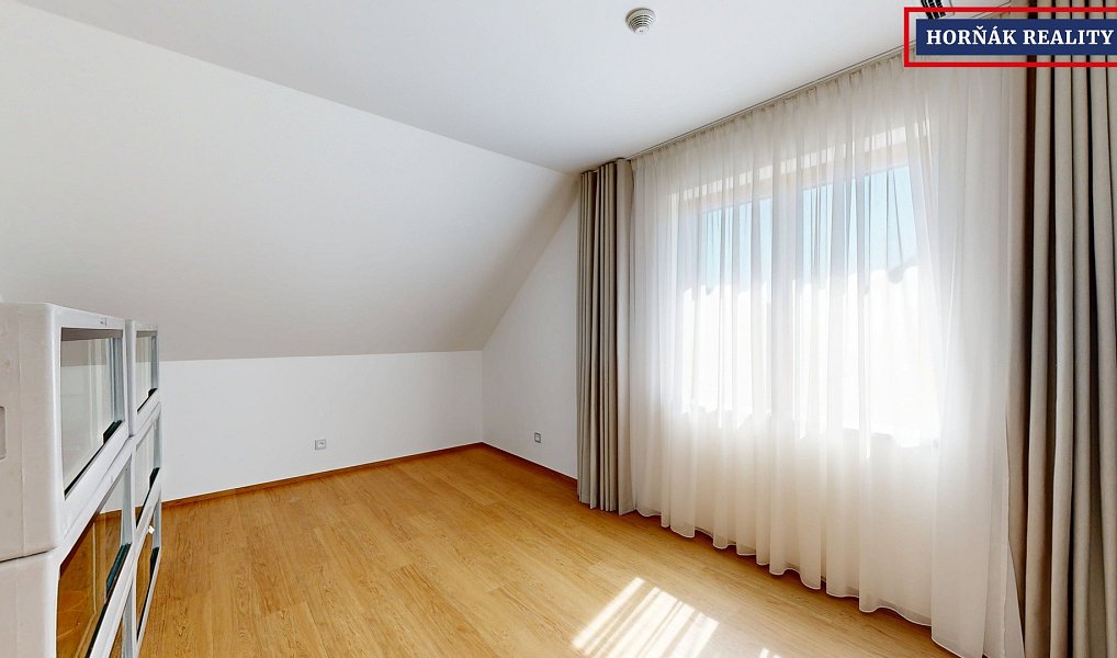 Prodej domu 288 m² s pozemkem 863 m², Ochoz u Brna – náhled fotky 42
