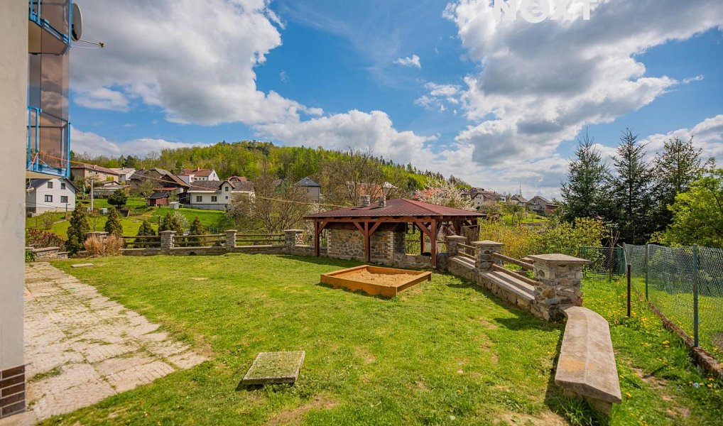 Prodej domu 500 m² s pozemkem 1 079 m², Bohutín – náhled fotky 10