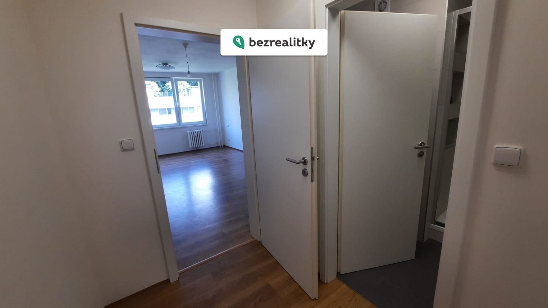 Prodej bytu 1+kk 30 m² — photo 3