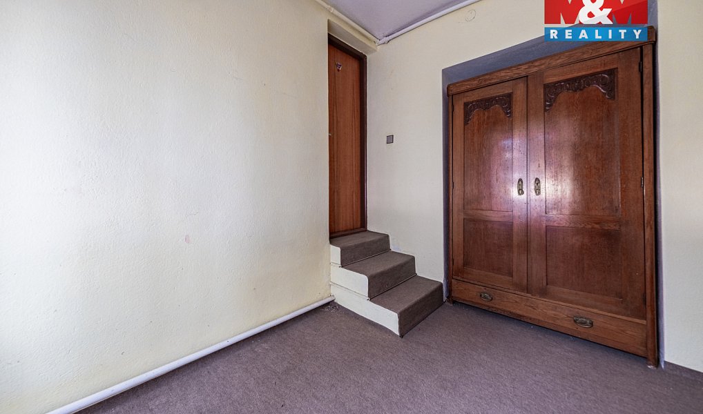 Prodej domu 365 m² s pozemkem 2 873 m², Račetice – náhled fotky 17